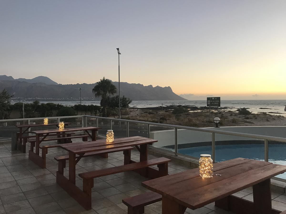 False Bay Inn Strand Εξωτερικό φωτογραφία